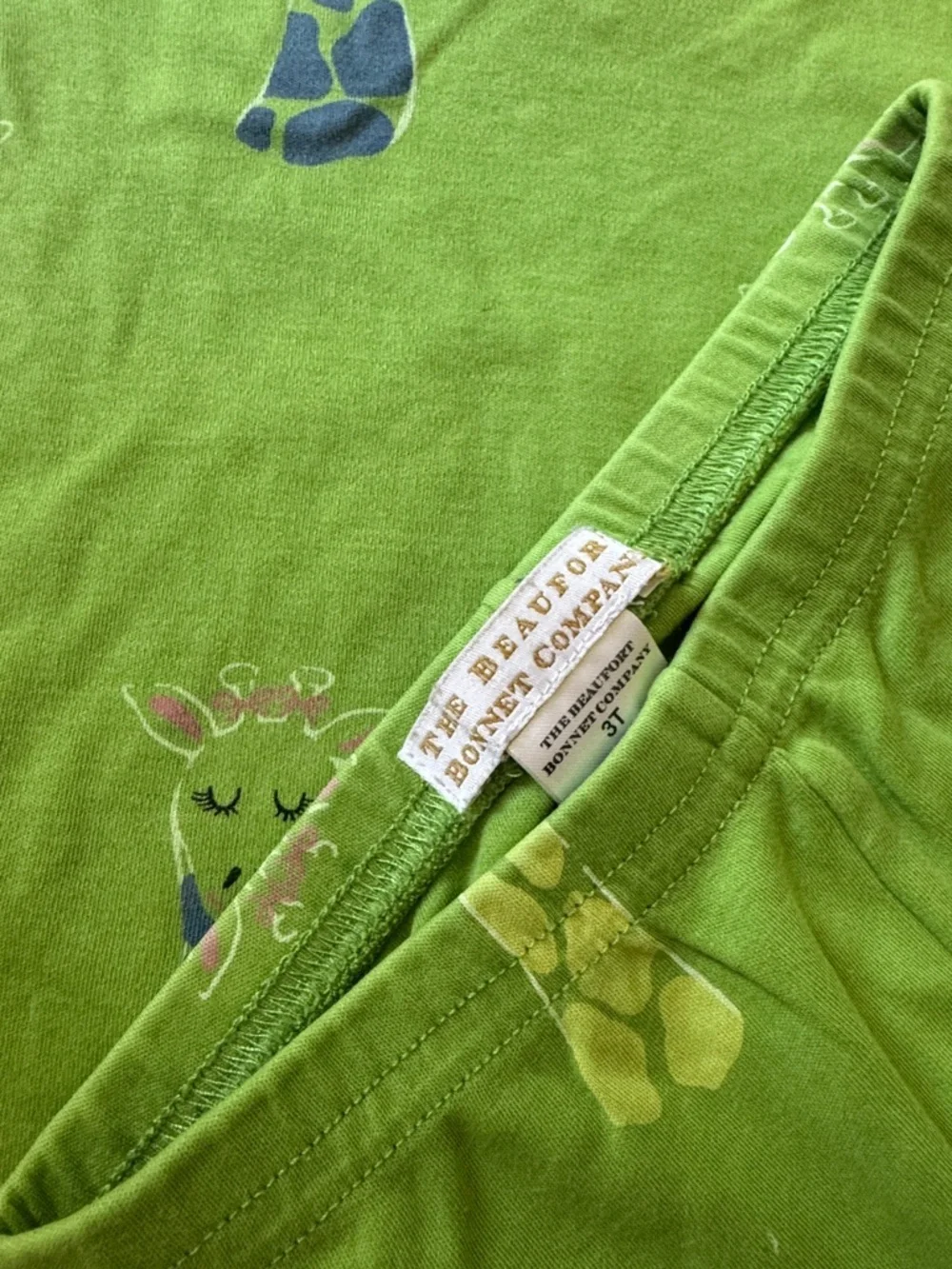 The Beaufort Bonnet Company Green Giraffe Pajama Set 3t